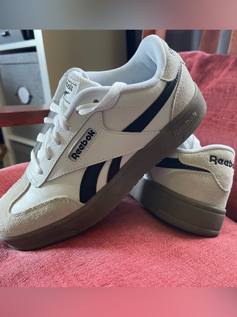 Reebok Classic Low-Top Sneakers, 6.5